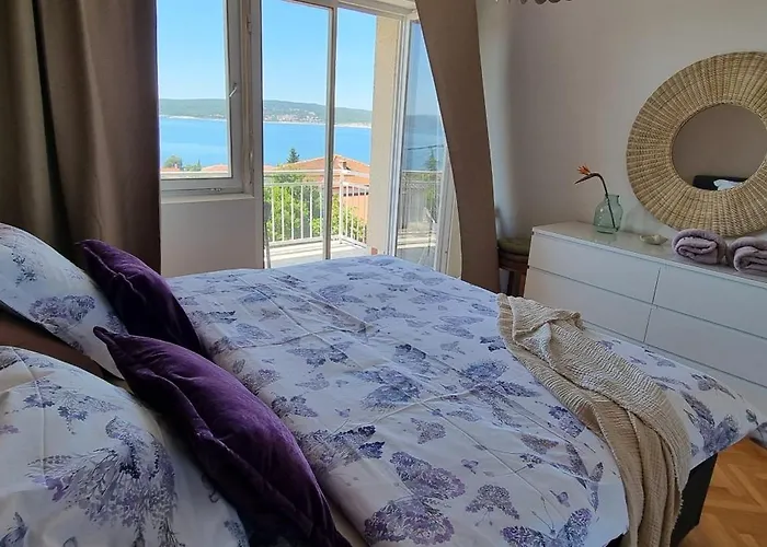 Crikvenicka Storija - Story *